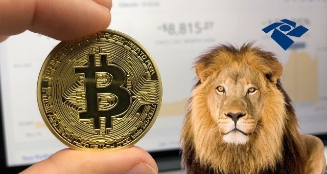 Imagem com uma moeda de bitcoin ao lado da cara de leão  e logomarca da receita federal