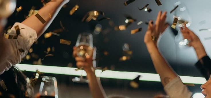 Celebrate holidays with interactive and engaging corporate team events.