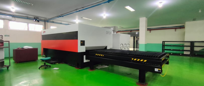 mesin laser cutting