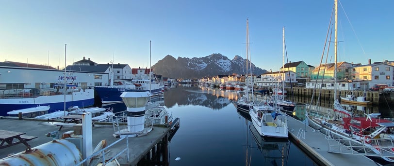 port de pêche norvégien aux lofoten