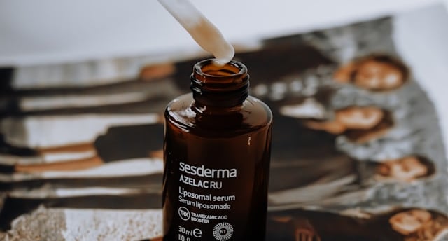 Face Serums with Organic Ingredients