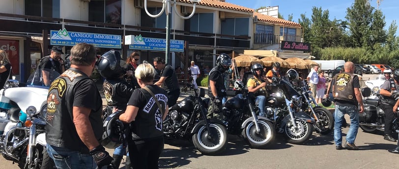 Bikers lors d'un événement pour motards