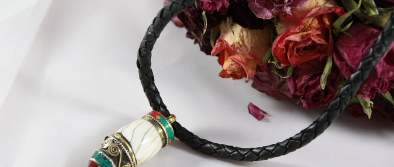 a necklace with a necklace on it