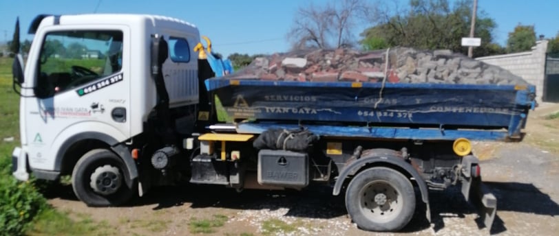Beneficios del Alquiler de Cubas para Escombros en Sevilla y el Aljarafe