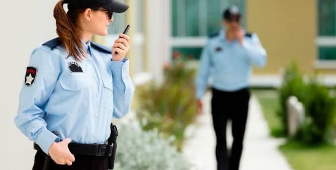 Na atividade de vigilante entra em destaque as mulheres.