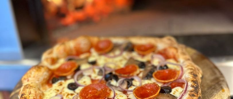 Best Family Party Caterers in Cambridge – All Dough Pizza Van near me buffet style cheap affordable