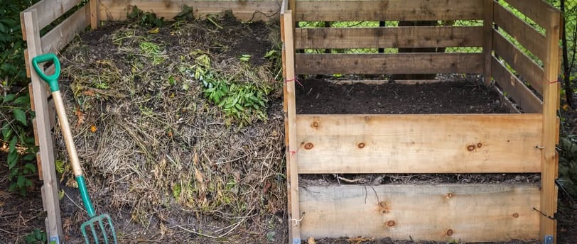 Compostul în Grădină: Transformarea Deșeurilor Organice în Aur pentru sol