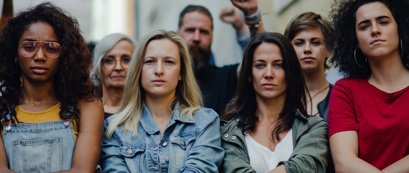 Corrente de mulheres