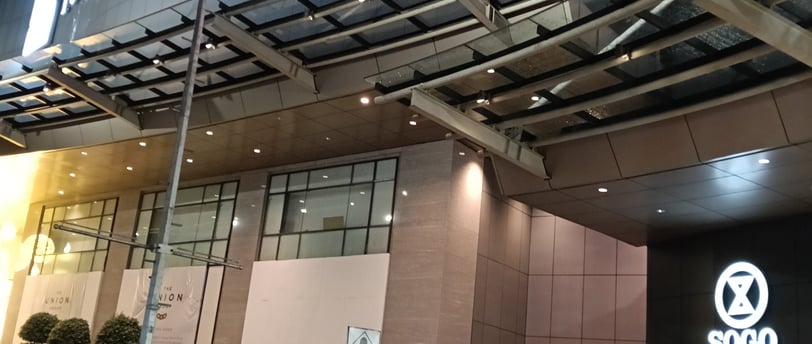 Mall Tunjungan Plaza Surabaya TP Perbelanjaan Terbesar dan Modern