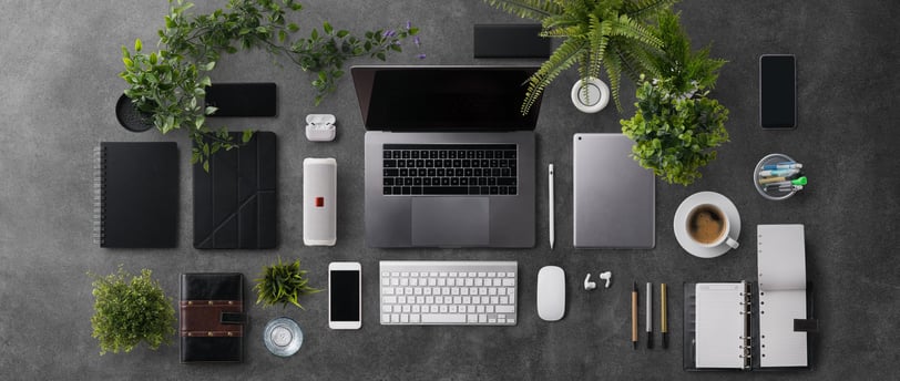 Laptops and essential tech for digital nomads and freelancers