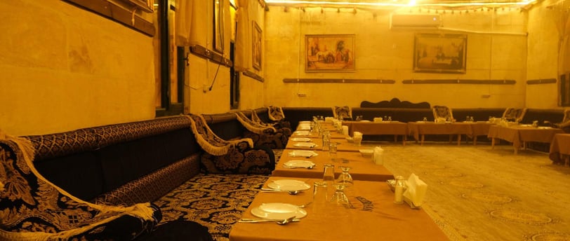 Urfa Rezervasyon Vezirhan Konuk Evi Sıra Gecesi