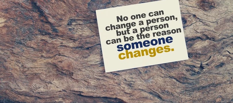 no-one-can-change-a-person-but-a-person-can-be-the-reason-some-inspirational-quotes-dilsebatein-17