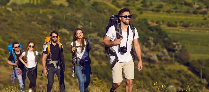 Reisegruppe geht wandern