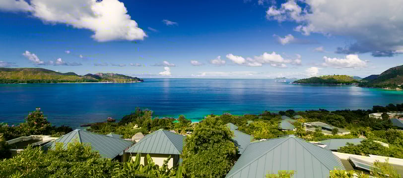 Ausblick von Praslin auf den Ozean