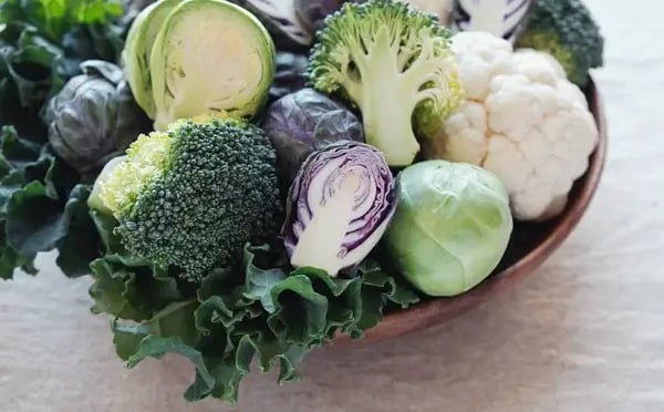 photo de crucifère dont du brocoli qui contient du sulforaphane avec les autres aliments