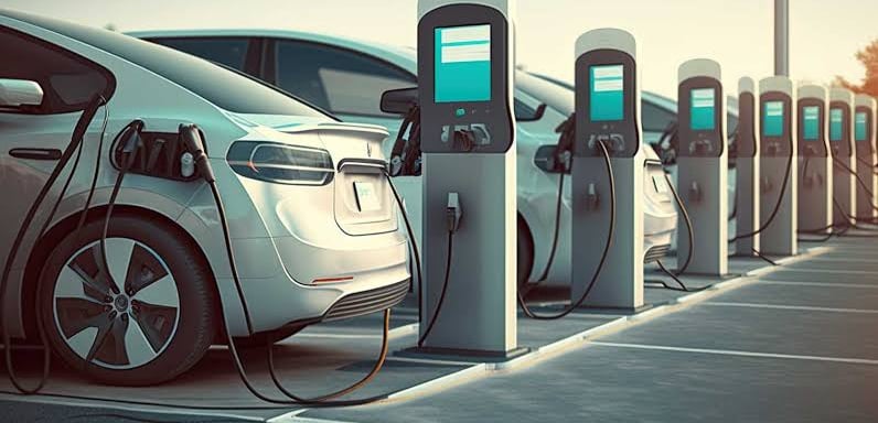 India’s EV Charging Megatrend: Key Stocks and Challenges in Building Infrastructure