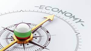 Synopsis: India’s economic growth is projected to stabilize closer to its trend rate of 6.5–7% in FY