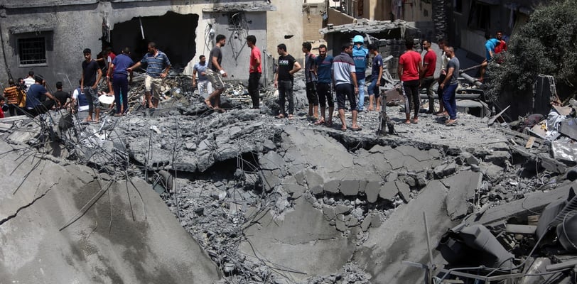 Israeli Airstrikes Kill Displaced Palestinians in Gaza and Khan Younis Amid Forced Evacuations and I