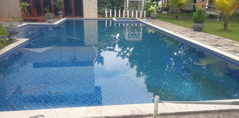 Perawatan Kolam Renang oleh tim dayanapool