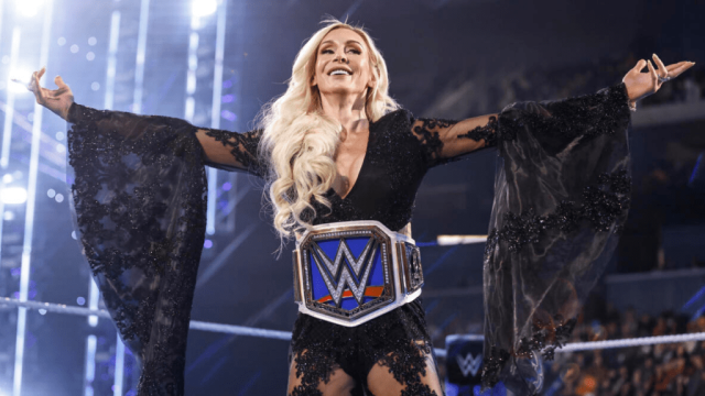 WWE CHARLOTTE FLAIR