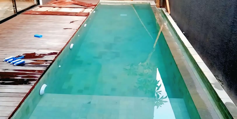 kolam renang mungil cocock untuk lahan terbatas dan ekonomis