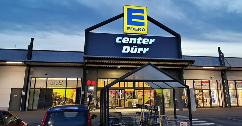 EDEKA Kemper opens new supermarket in Wesselburen with modern layout and local focus. | Image: © Tri