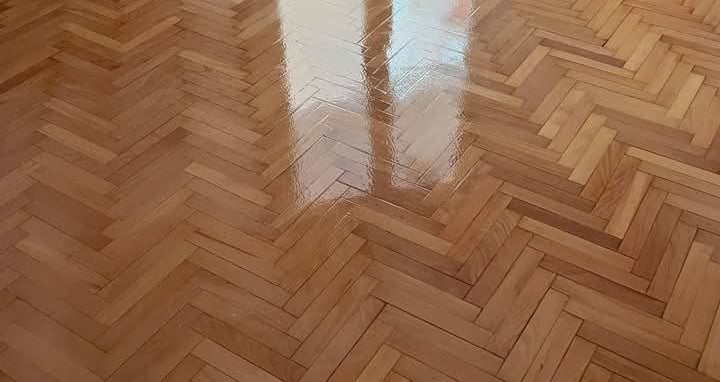 lakiranje parketa zagreb
