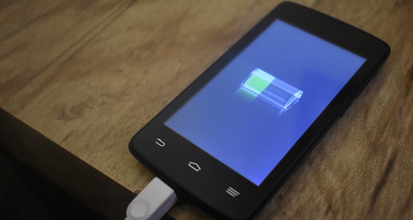 Celular com melhor bateria: descubra o smartphone com mais autonomia