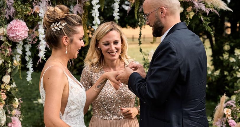 officiant cérémonie laïque