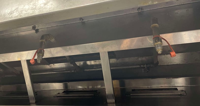 picture of kitchen hood after cleaning