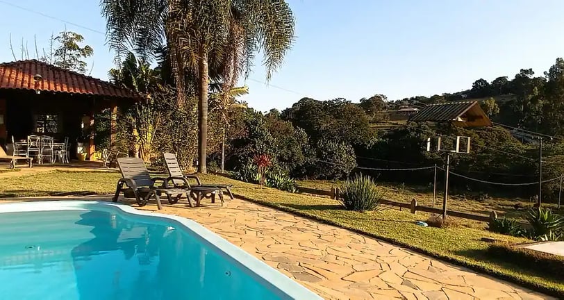 piscina com linda vista