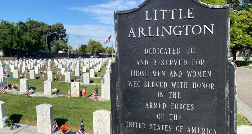 Little Arlington plaque dedicated to veterans at the Tracy cemetary