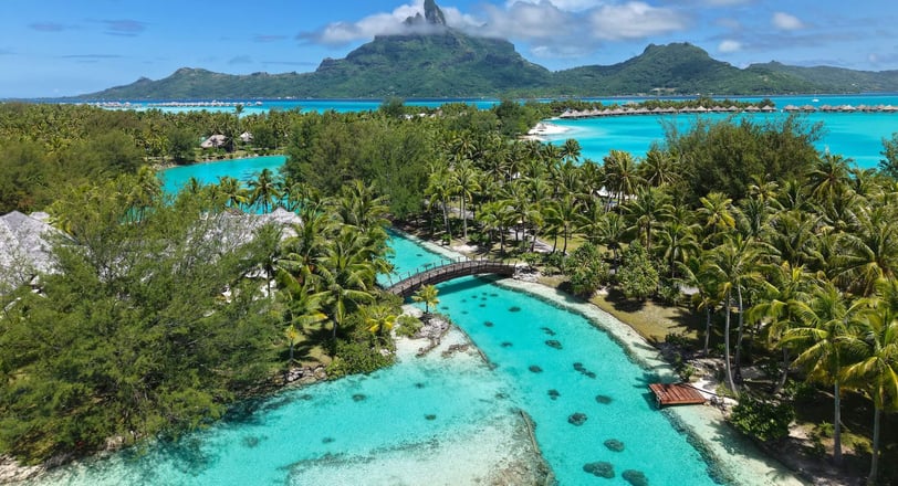 Maldives vs bora bora which is better