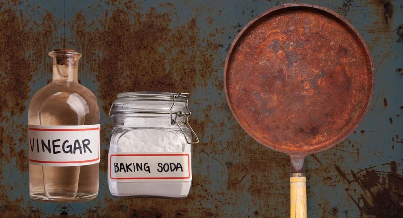 Removing rust from cast iron using baking soda and vinegar for easy restoration and seasoning