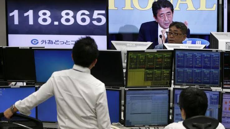 Japan Stock Market Update: Nikkei 225 Reaches New High Amid Sector Gains