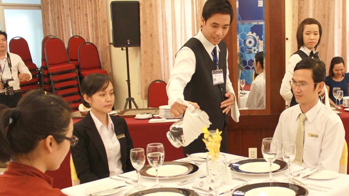 Đơn hàng tạp vụ quán ăn