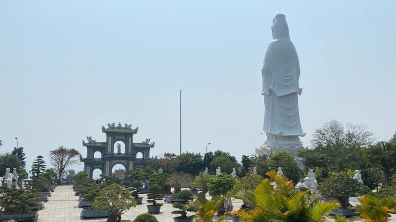 foto guanyin estatua gigante no vietnã