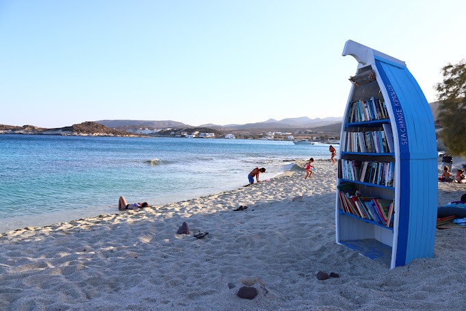 a "borrow a book" library in Kimolos