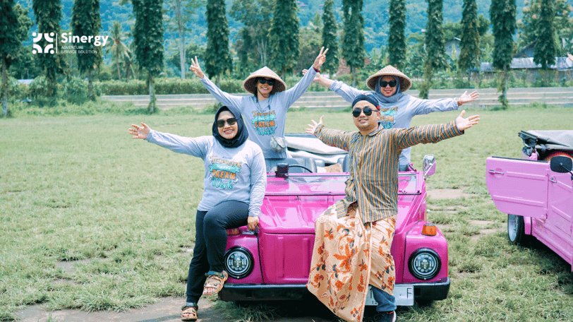 Wisata VW Safari borobudur dengan latar belakang foto di lapangan Randu alas magelang