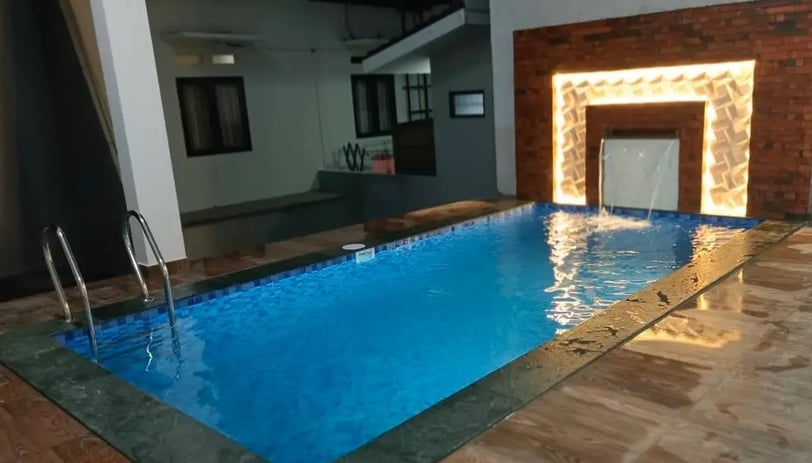 Kolam renang minimalis dan elegan buatan dayanapool