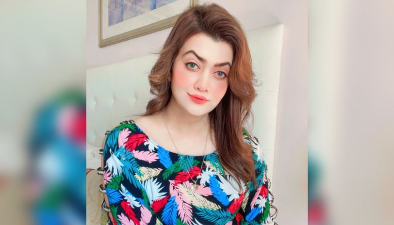 Shemale in Iahore