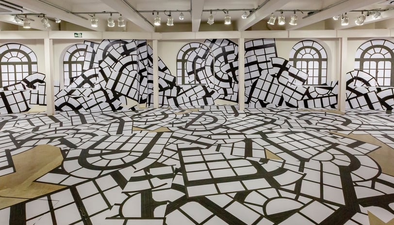Cascata 2020 Vinil adesivo/ variáveis Exposição "Limiares", Paço das Artes,
