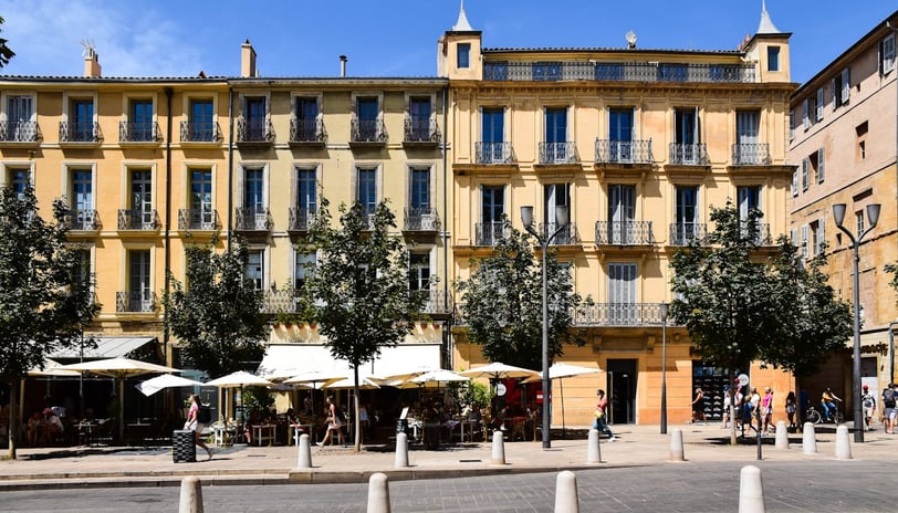 Charming street scene in Aix en Provence