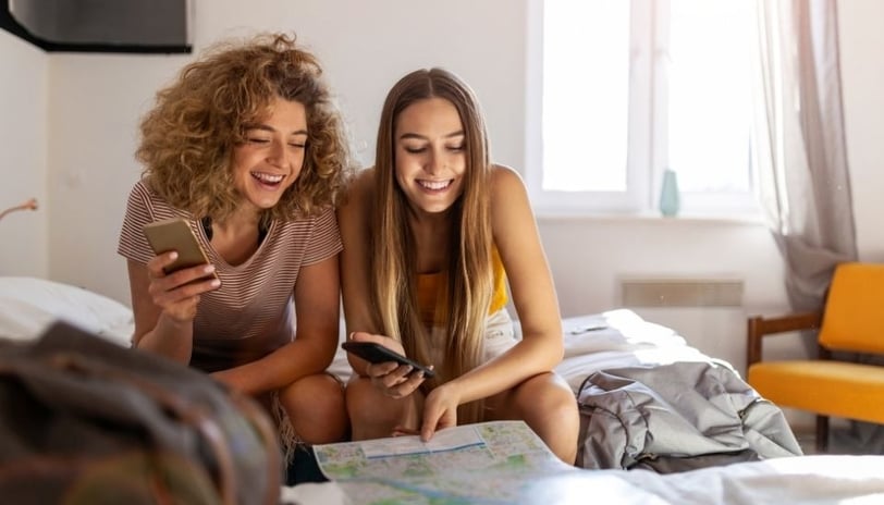 Devenir hôte Airbnb : guide complet pour réussir votre location