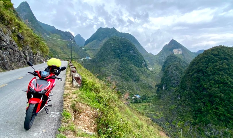 Honda Winner X Ha Giang loop
