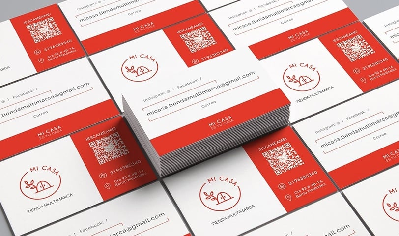 Mockup de tarjetas de presentación para Mi Casa, tienda multimarca, diseño moderno y elegante.