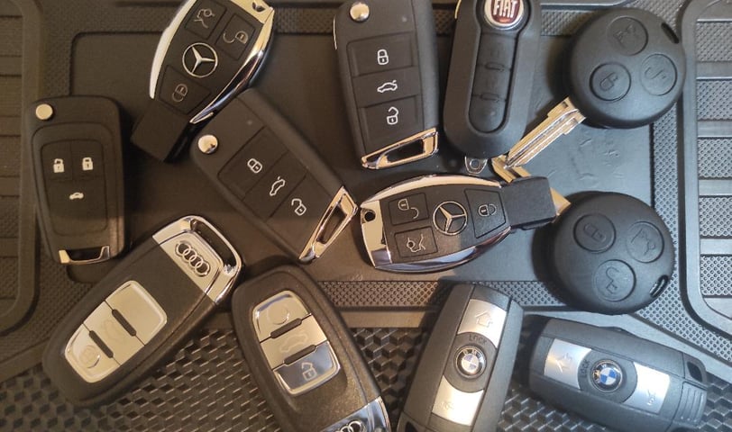 Chei auto de la VW, Mercedes, BMW, Fiat – pregătite pentru programare sau copiere