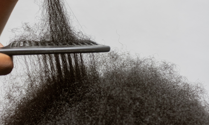 Mauvaises pratiques à éviter lors d'un big chop sur cheveux crépus