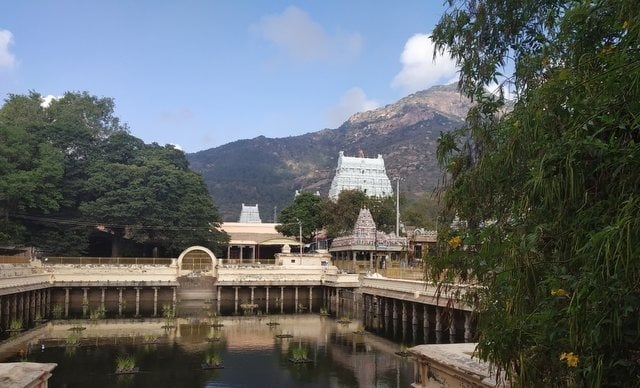 sacred tank thiruvanamalai temple