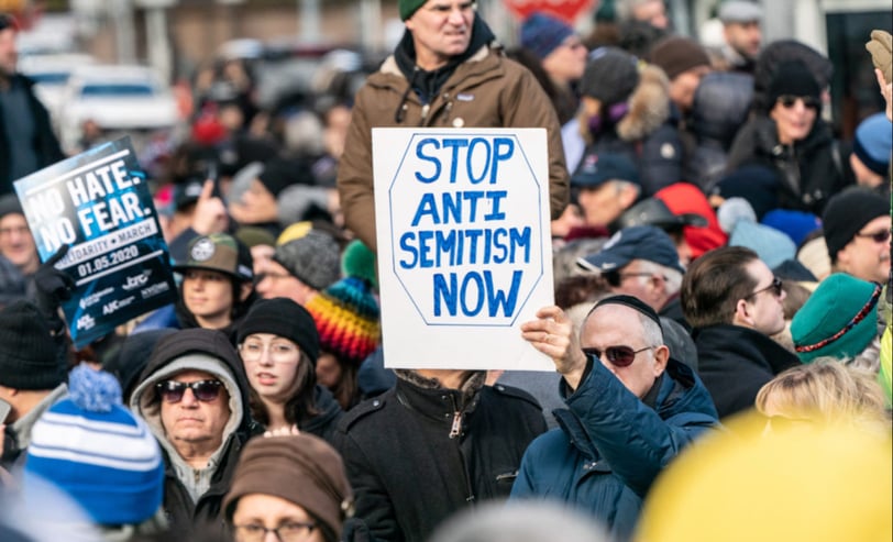 A Rising Tide of Fear: Antisemitic Attacks Shake America’s Jewish Communities